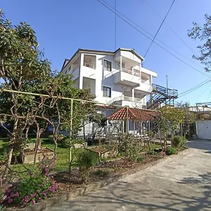 Osmani Casa rural Durrës
